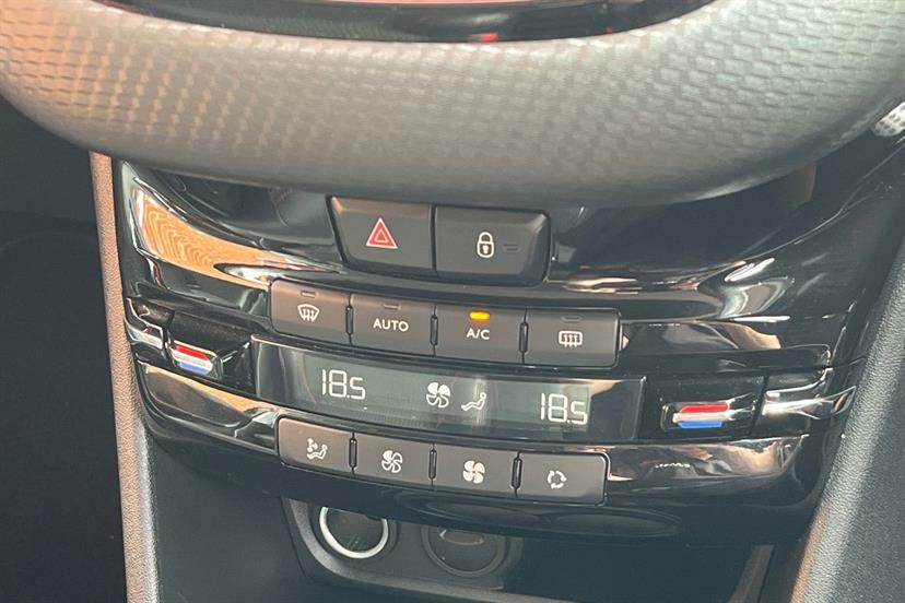 Peugeot 208 Ss Tech Edition Black #19