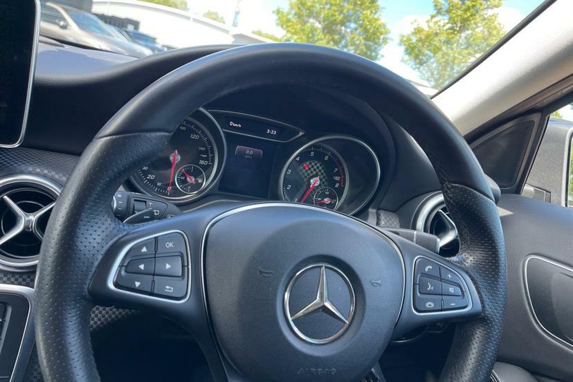 Smart Fortwo Cabrio 60Kw Eq Prime Premium Plus 17Kwh Black #14