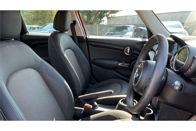 Mini Hatch 1.2 One 101 Bhp Black #11