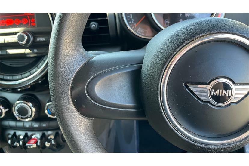 Mini Hatch 1.2 One 101 Bhp Black #15