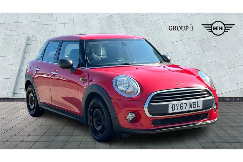 Mini Hatch 1.2 One 101 Bhp Black #1
