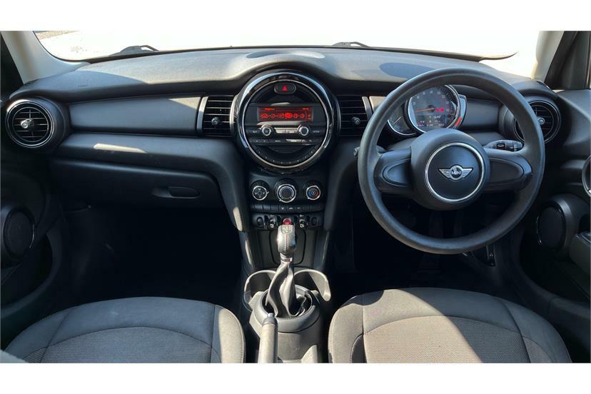 Mini Hatch 1.2 One 101 Bhp Black #4