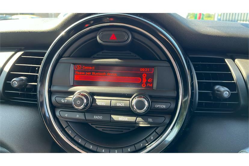 Mini Hatch 1.2 One 101 Bhp Black #25