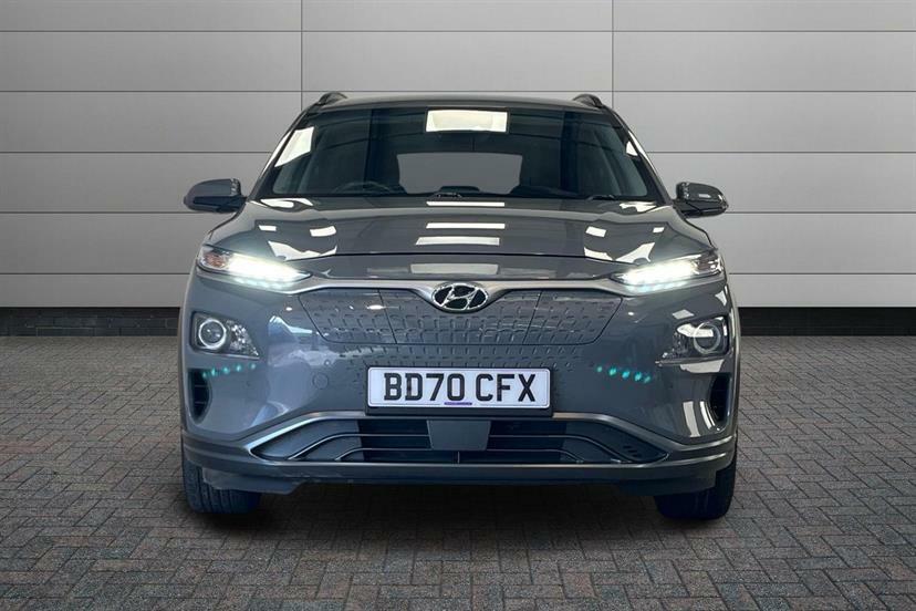 Hyundai Kona Hatchback Black #7