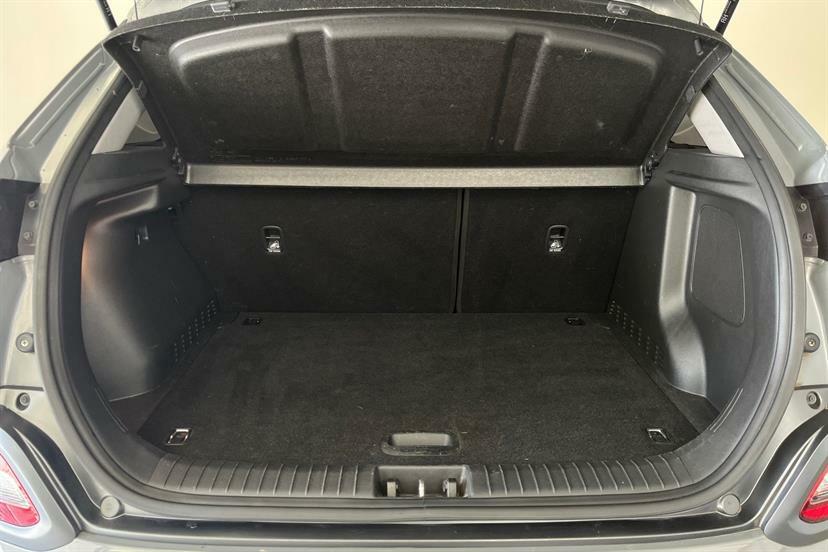 Hyundai Kona Hatchback Black #9
