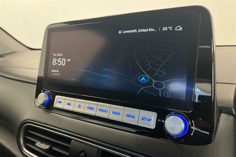 Hyundai Kona Hatchback Black #21