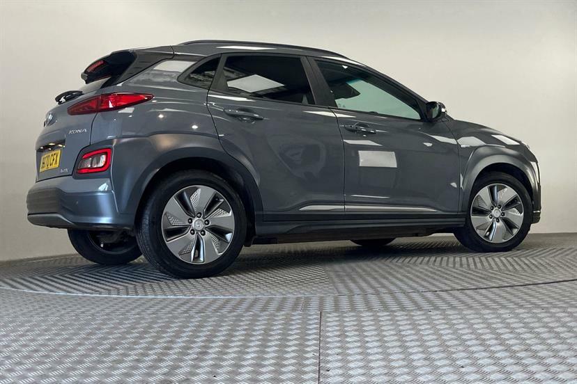 Hyundai Kona Hatchback Black #42