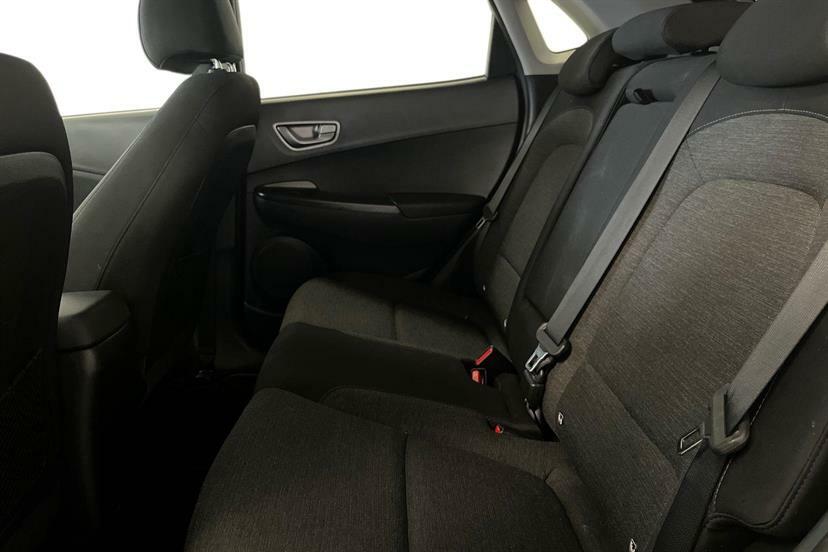 Hyundai Kona Hatchback Black #10