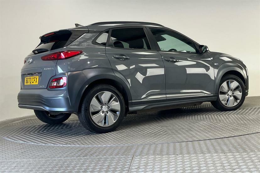 Hyundai Kona Hatchback Black #29