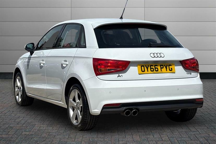 Audi A1 1.4 Tfsi Sport S Tronic White #2