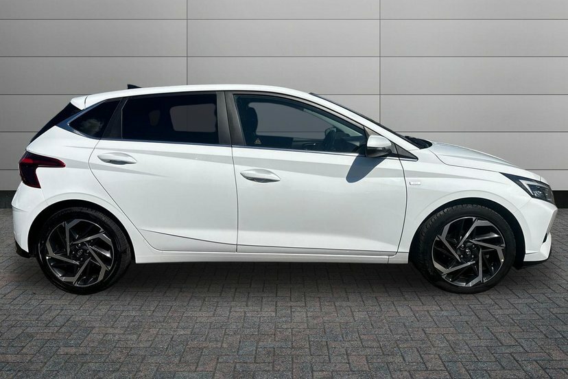 Hyundai I20 1.0 T-gdi Mhev Premium Hatchback Hybrid MT21AFJ White #4