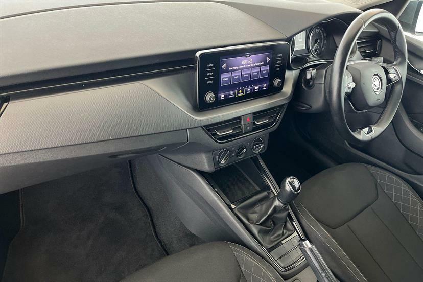 Skoda Kamiq 1.0 Tsi 95 Se Grey #2