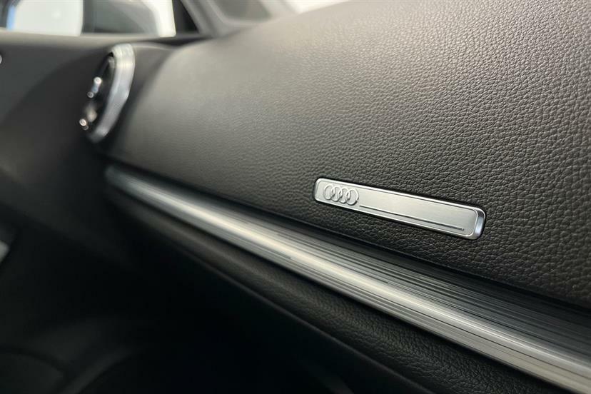 Audi A3 1.6 Tdi Se Technik 114 Bhp Grey #20