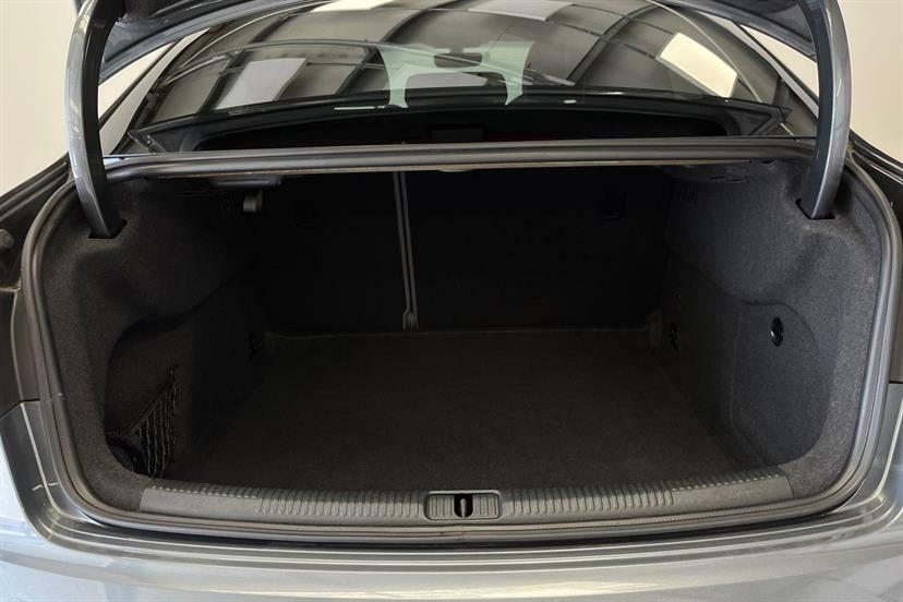 Audi A3 1.6 Tdi Se Technik 114 Bhp Grey #8