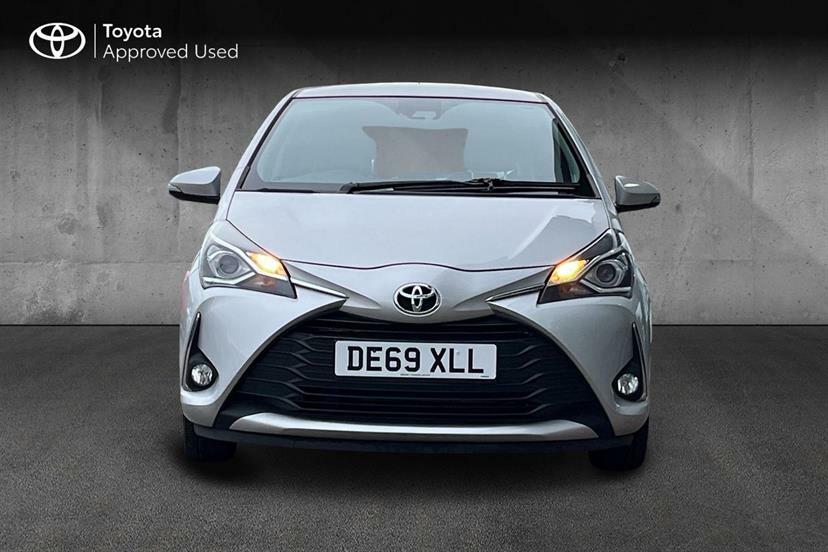 Toyota Yaris Excel Black #7