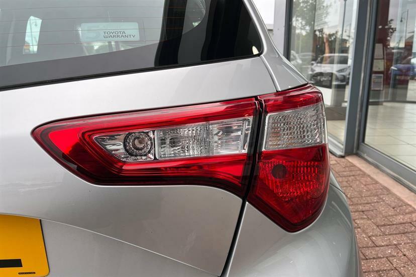 Toyota Yaris Excel Black #36