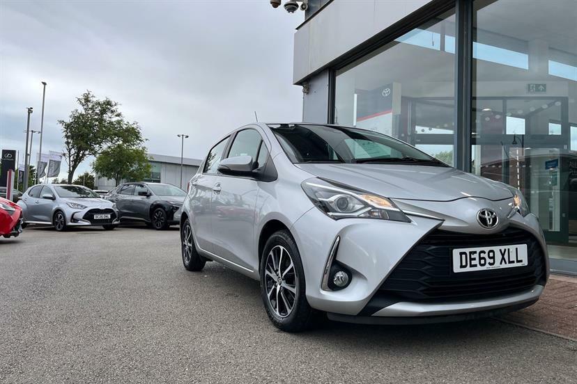Toyota Yaris Excel Black #42