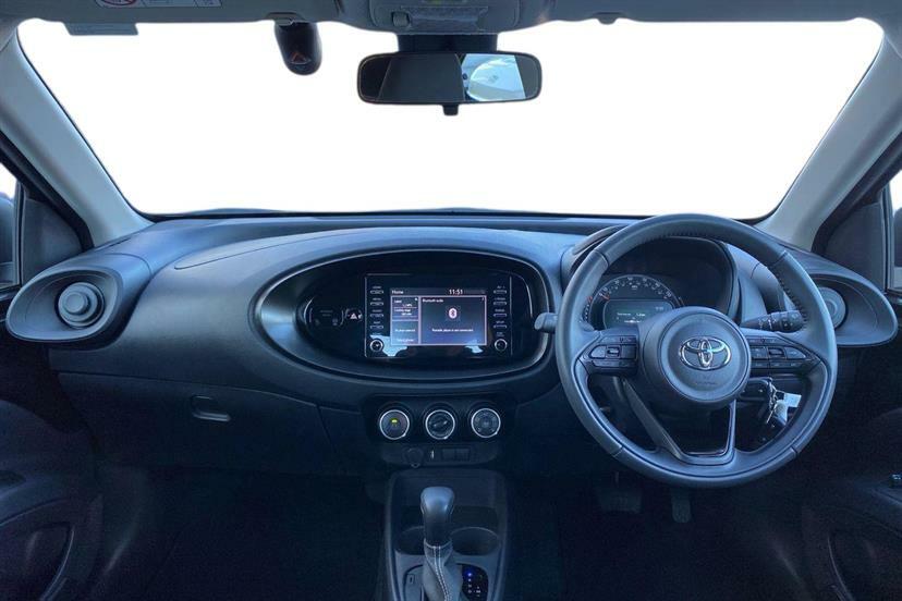 Toyota Aygo X 1.0 Vvt-i Pure Black #5