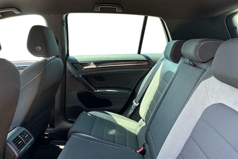 Volkswagen Golf Hatchback Black #9