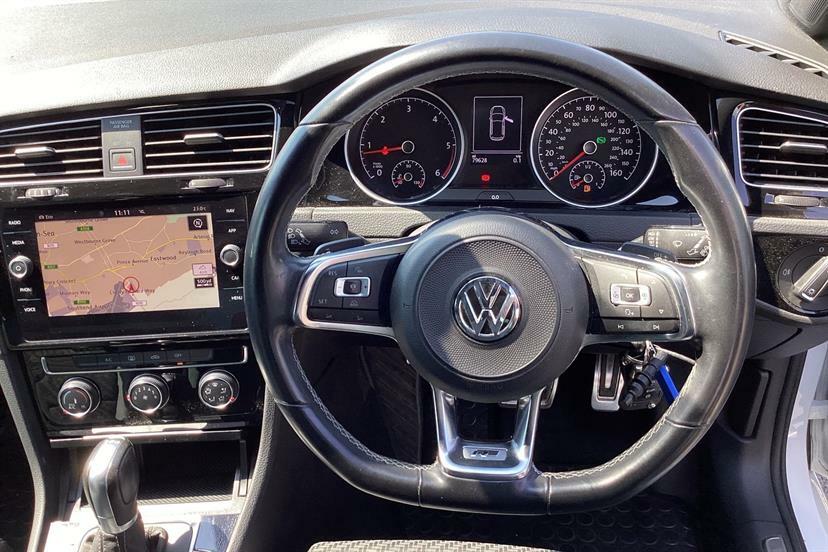 Volkswagen Golf Hatchback White #19