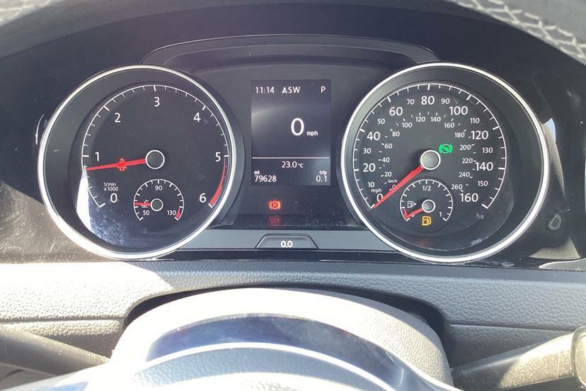 Volkswagen Golf Hatchback White #24