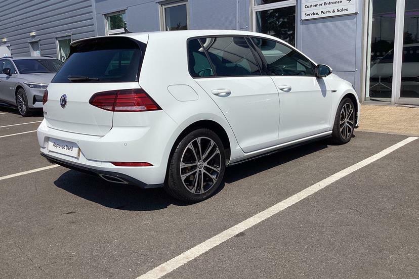 Volkswagen Golf Hatchback White #16