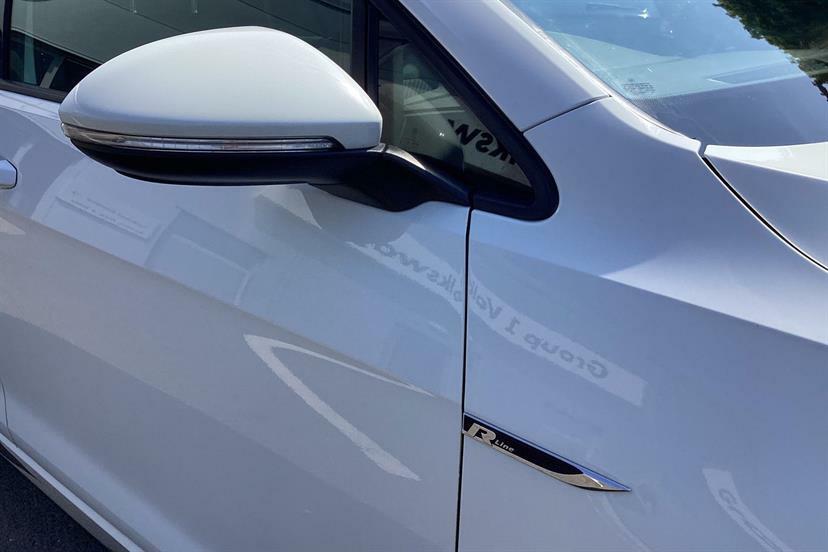 Volkswagen Golf Hatchback White #13