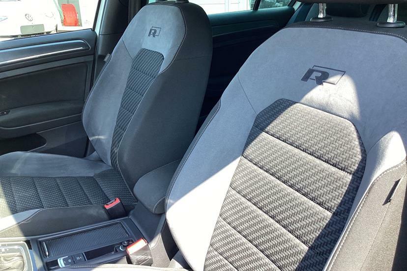Volkswagen Golf Hatchback White #17