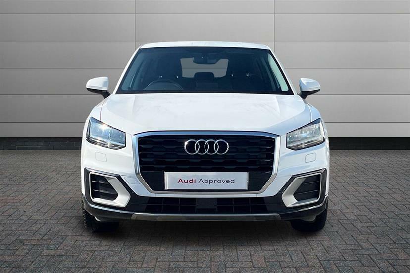 Audi Q2 1L Black Edition Grey #9