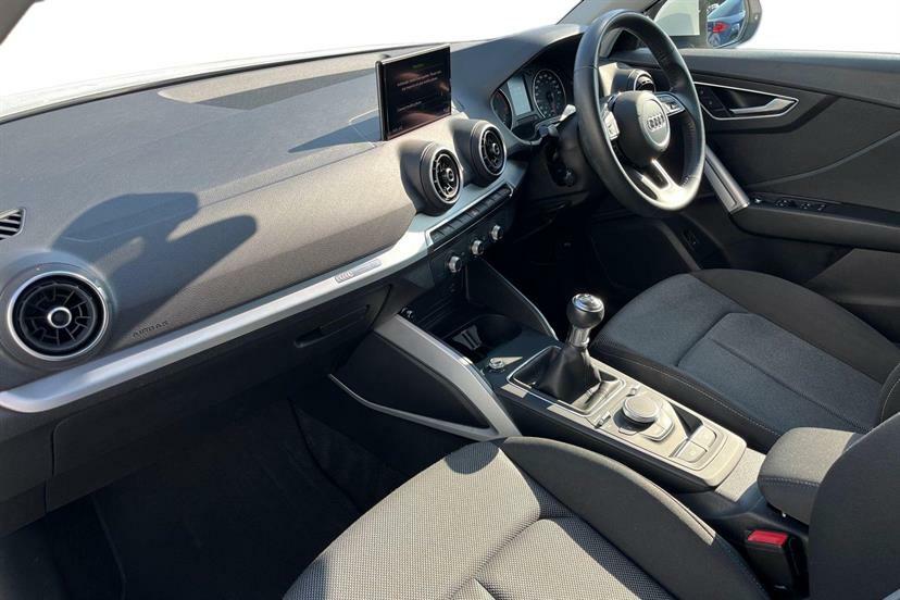 Audi Q2 30 Tdi Sport White #2