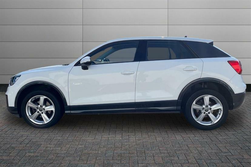 Audi Q2 30 Tdi Sport White #4