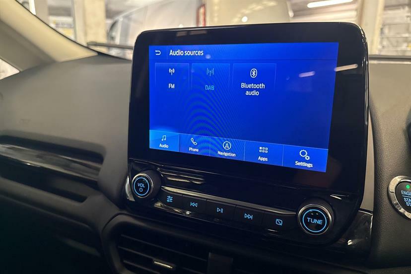 Ford Ecosport St-line White #26