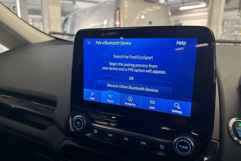 Ford Ecosport St-line White #27