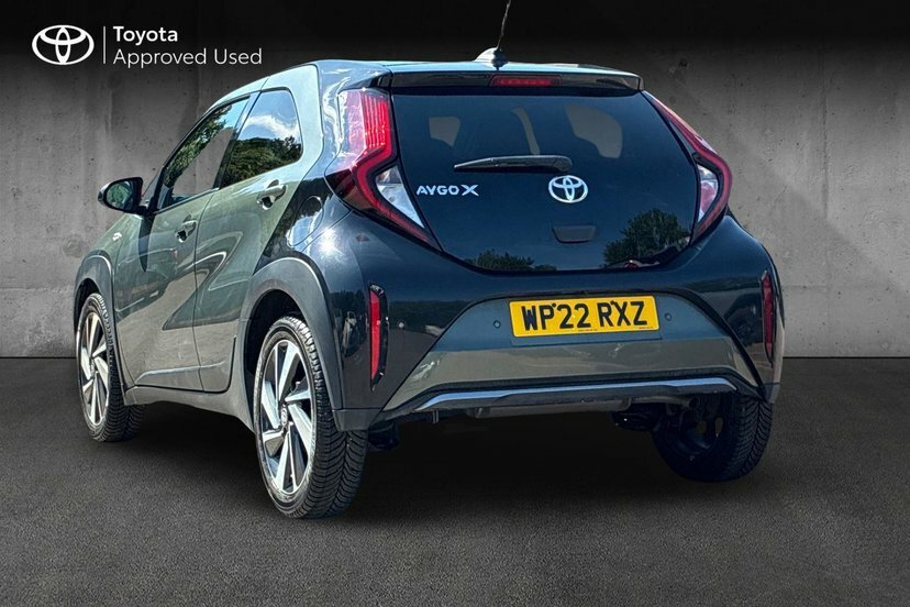Toyota Aygo X 1.0 Vvt-i Exclusive Hatchback X-shift WP22RXZ Black #4