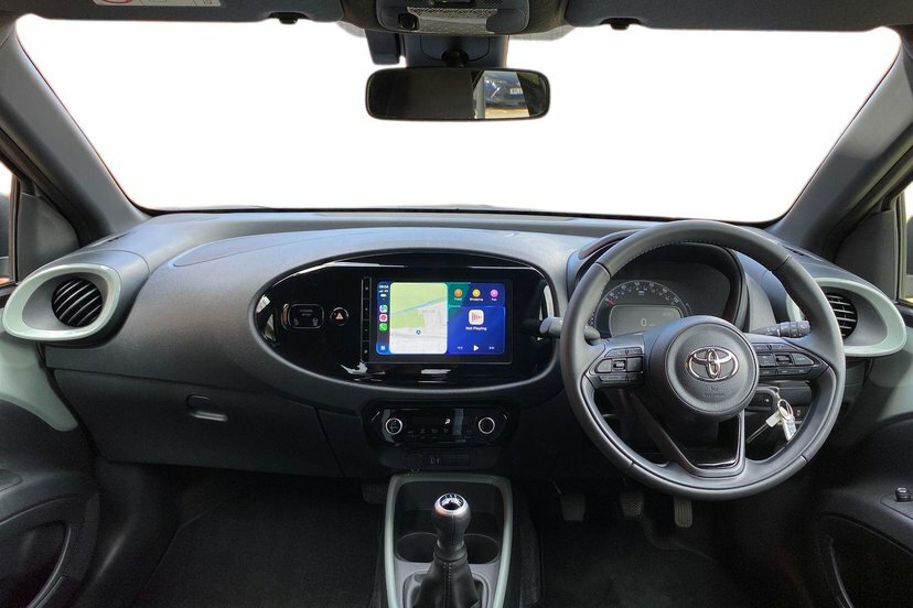 Toyota Aygo X 1.0 Vvt-i Edge Hatchback 72 Ps GV25EOC Black #5