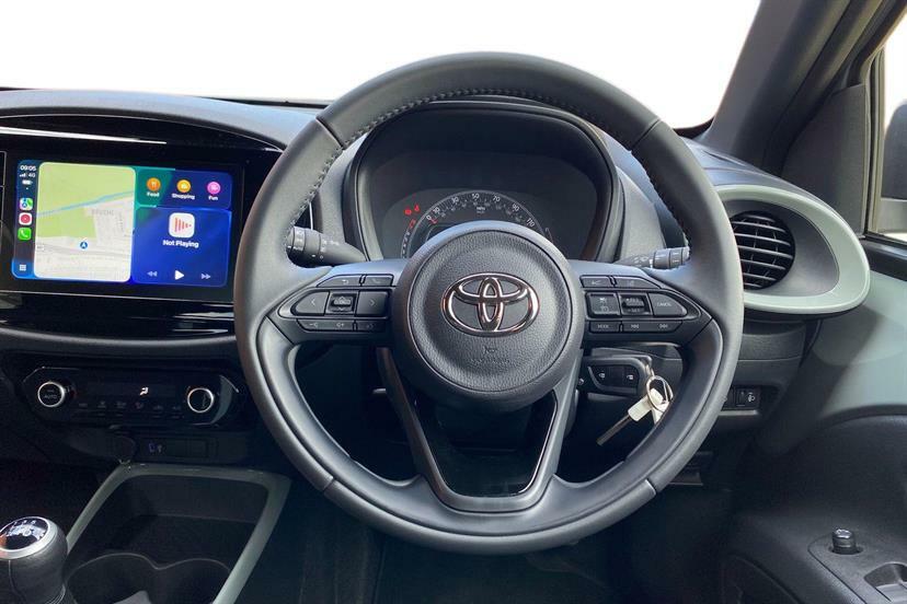 Toyota Aygo X 1.0 Vvt-i Edge Black #6