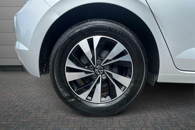 Volkswagen Polo 1.0 Tsi 110 Sel White #5