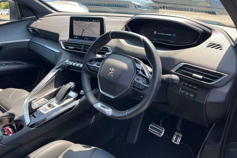 Peugeot 3008 Active White #22