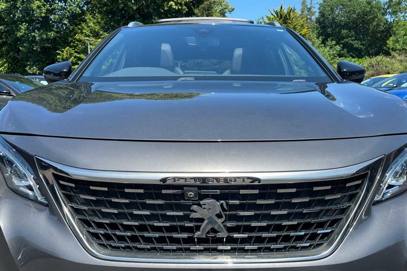 Peugeot 3008 Active White #19