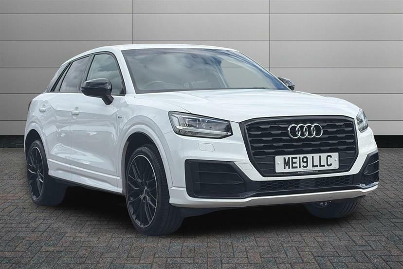 Audi Q2 30 Tfsi Black Edition White