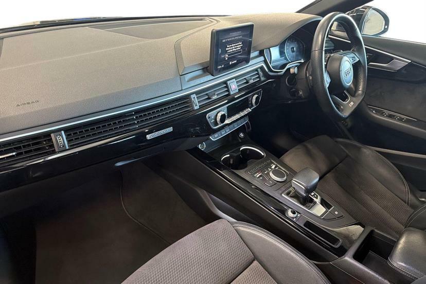 Audi A4 2.0 Tdi 190 Quattro Black Edition S Tronic Black #2