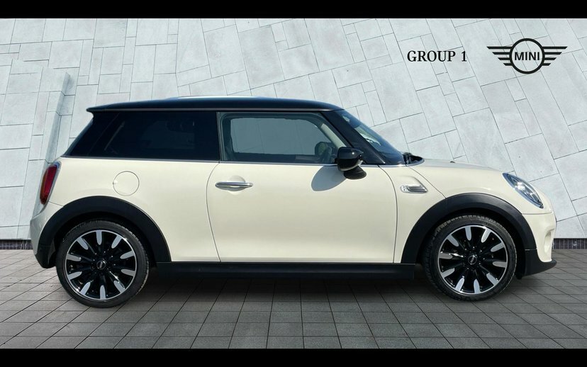 Mini Hatch 3-Door Hatch Cooper Exclusive YB69XJT White #3