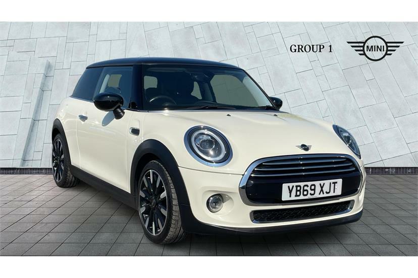 Mini Hatch 1.5 Cooper Exclusive II Comfortnav Pck White