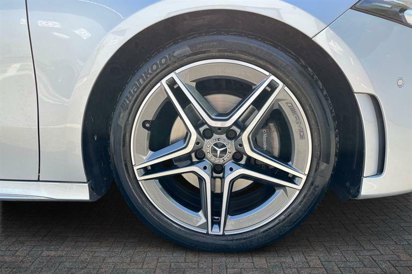 Mercedes-Benz A Class A200 Amg Line Premium WN68YXK Silver #4