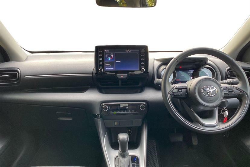 Toyota Yaris 1.5 Hybrid Design Cvt Grey #4