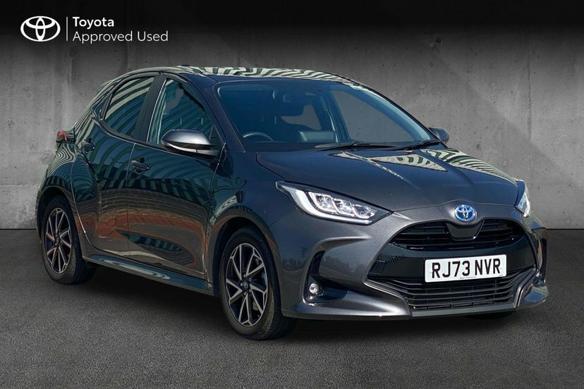 Toyota Yaris 1.5 Vvt-h Design Hatchback Hybrid E-cvt RJ73NVR Grey
