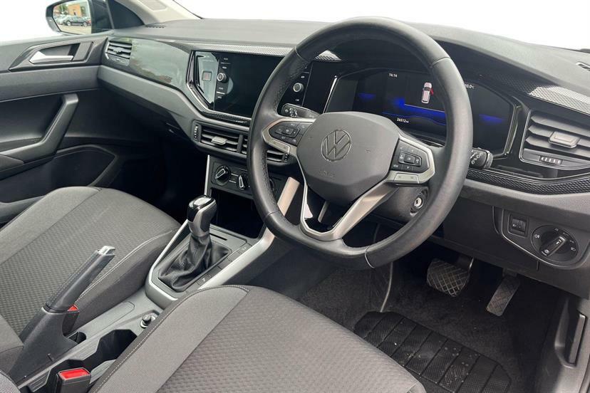 Volkswagen Polo 1.0 Tsi Life Dsg Black #6