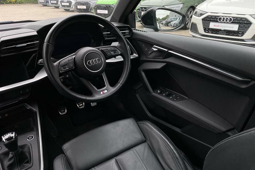 Audi A3 A3 Sportback 35 Tdi Technik Black #22