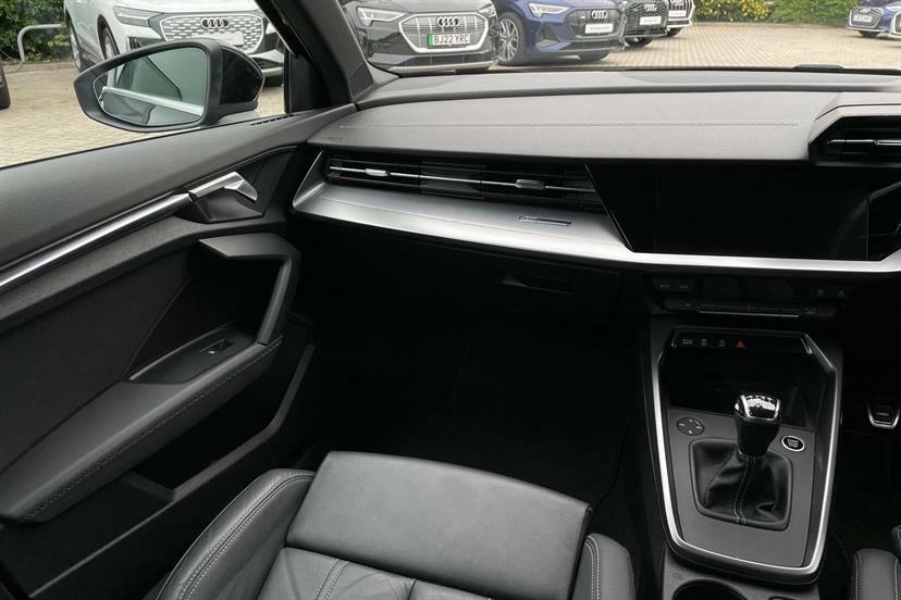 Audi A3 A3 Sportback 35 Tdi Technik Black #23