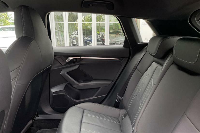 Audi A3 A3 Sportback 35 Tdi Technik Black #21